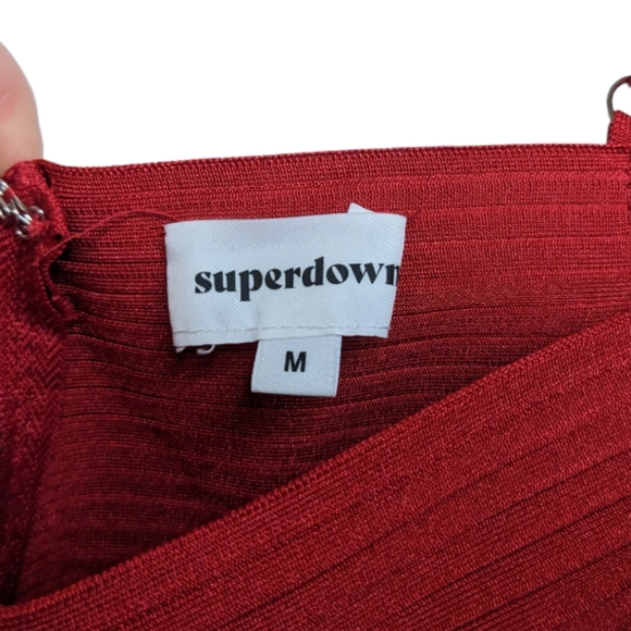 Superdown Red Crop Top 🔥 - Picture 5 of 10
